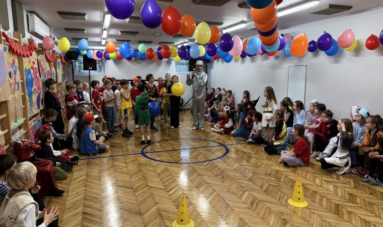 Ilustracja do slajdu: Zabawa karnawałowa „Bal Wielu Serc”